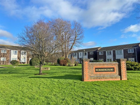 View Full Details for Summerfields Avenue, Hailsham